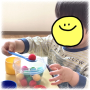 移しかえ遊びの様子