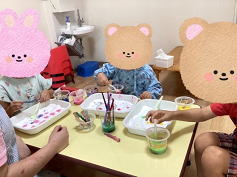 子どもたちの遊びの様子
